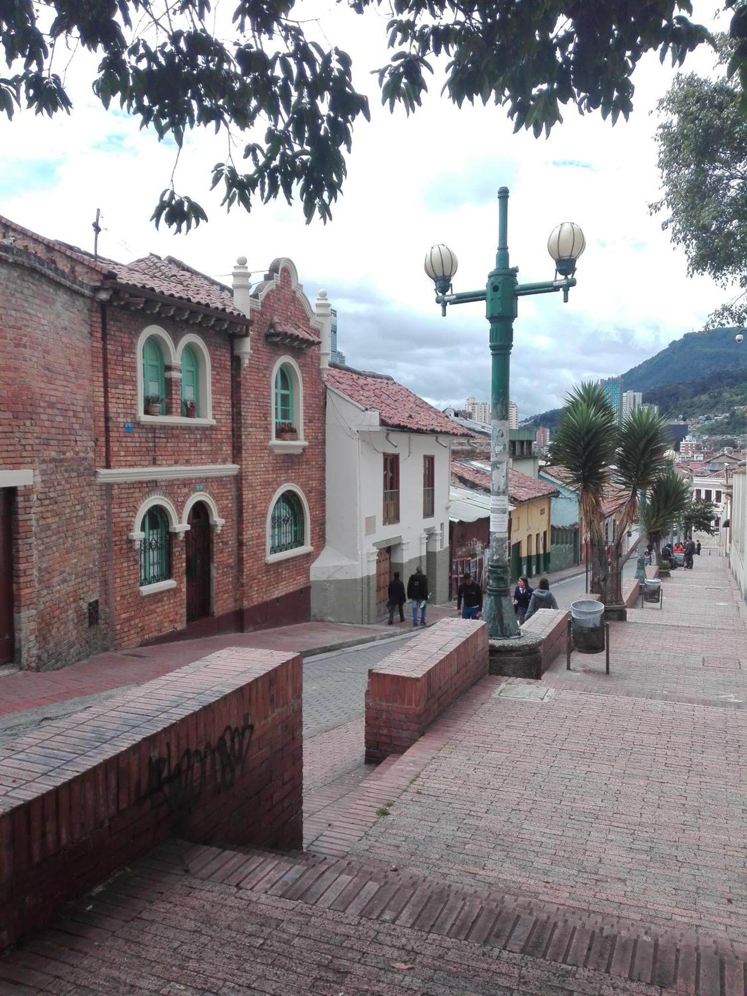 Casita De Piedra Bed & Breakfast Bogotá Eksteriør bilde